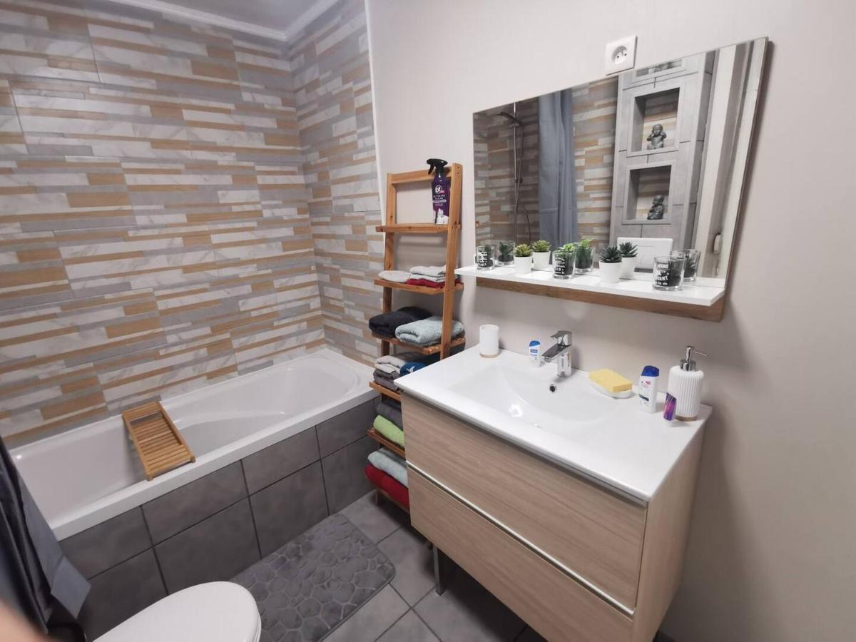 Appartement au coeur de Calais Buitenkant foto
